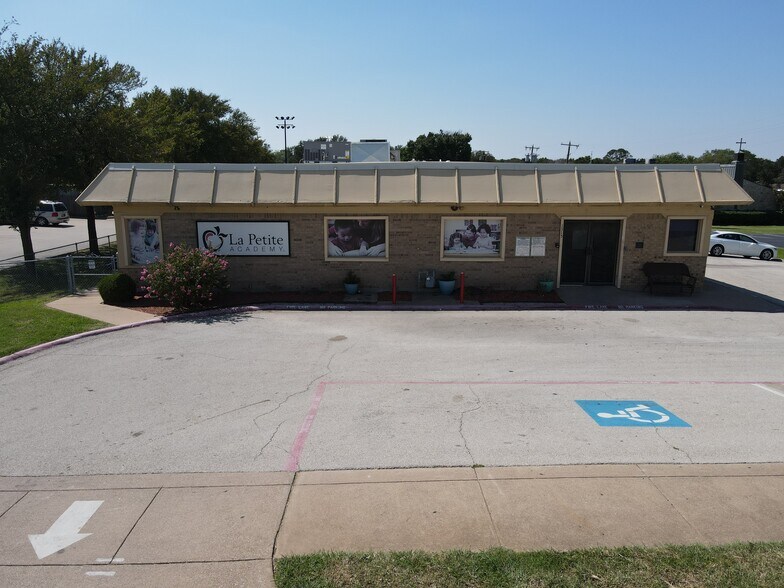 1315 N Main St, Euless, TX for sale - Primary Photo - Image 1 of 1