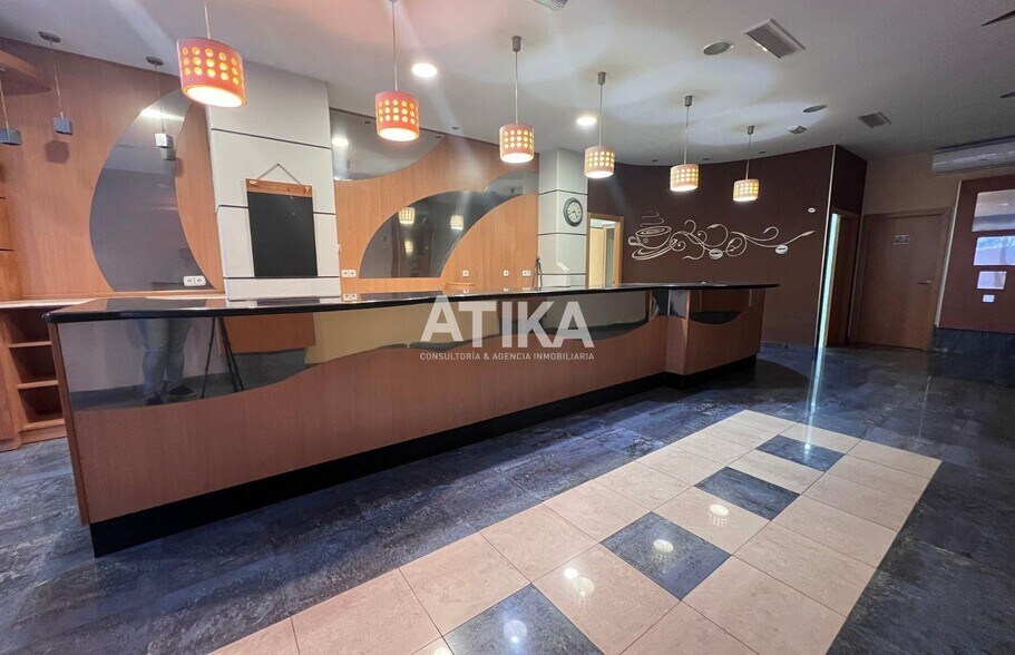 Retail in Ontinyent to rent - Building Photo - Image 2 of 20