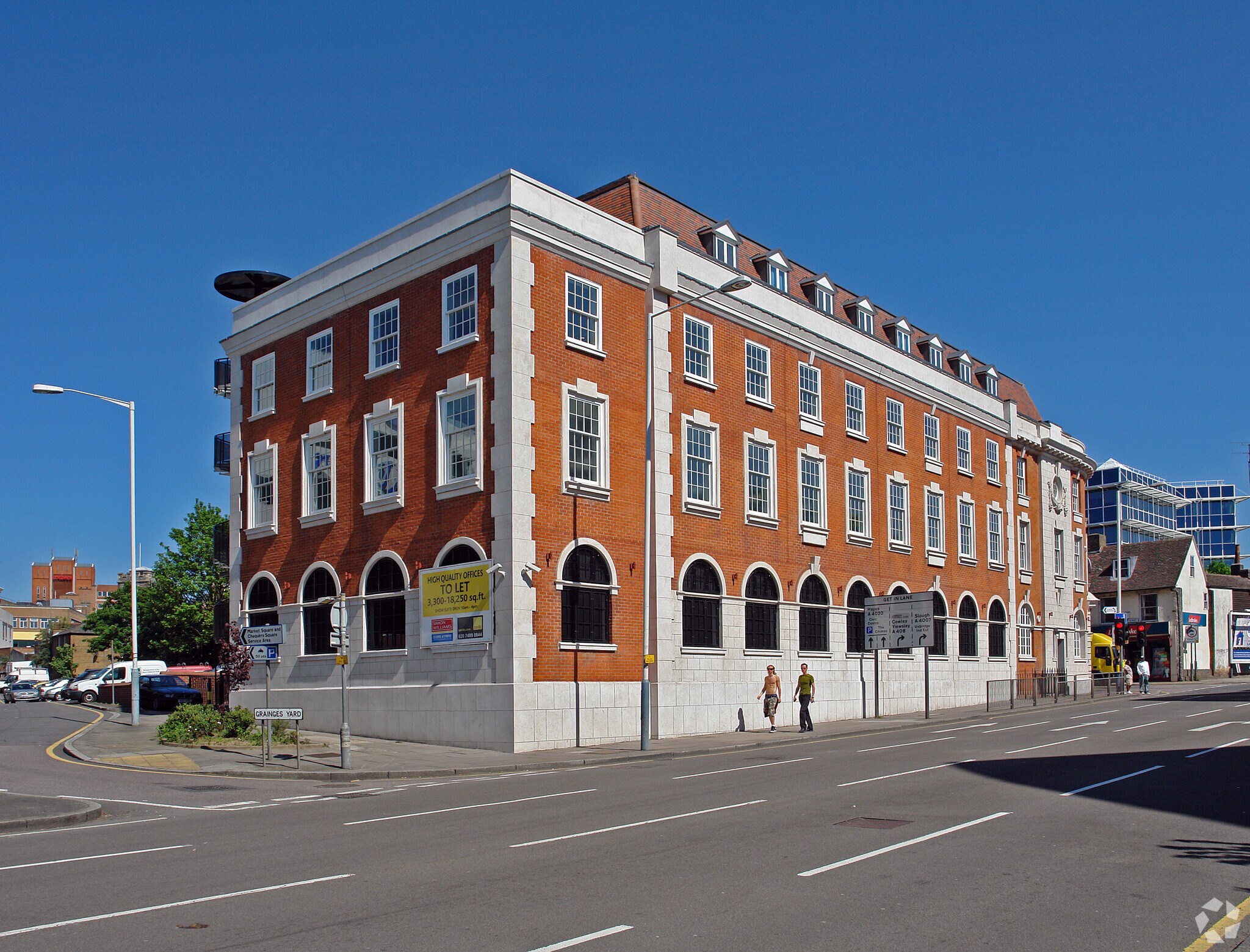 36-38 Windsor St, Uxbridge for sale Primary Photo- Image 1 of 1