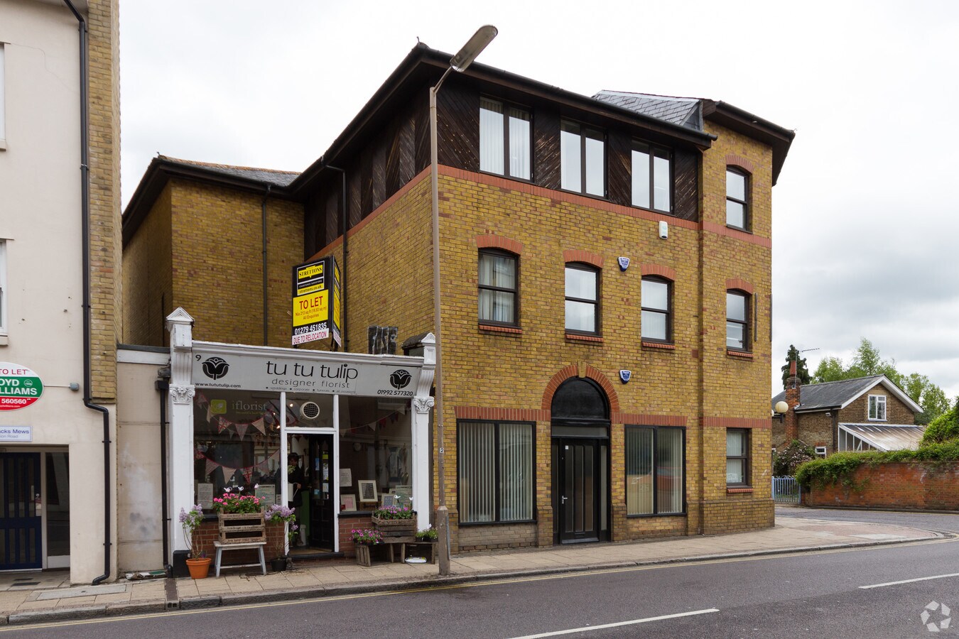 11 Station Rd, Epping, CM16 4HA UK