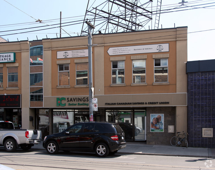 635-639 College St, Toronto, ON for rent - Primary Photo - Image 1 of 9