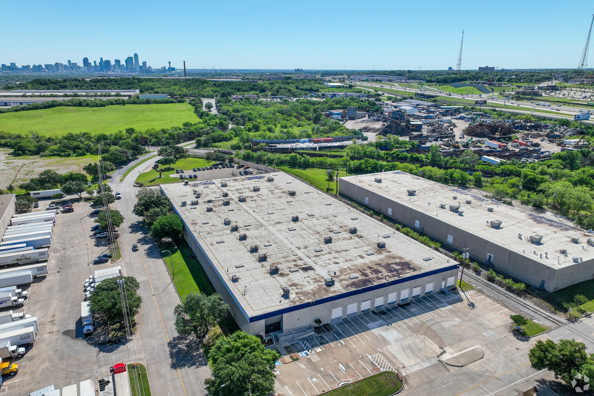 3510 Pipestone Rd, Dallas, TX to rent Building Photo- Image 1 of 27