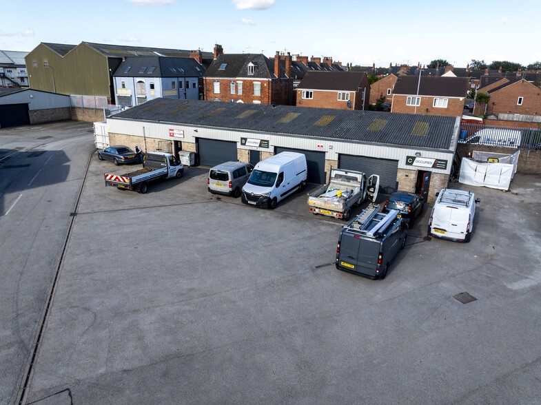 Strawberry St, Hull to rent - Building Photo - Image 2 of 7
