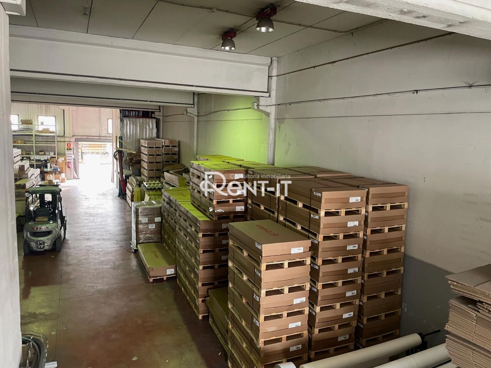 Industrial in Sant Feliu de Llobregat, Barcelona to rent Interior Photo- Image 1 of 3