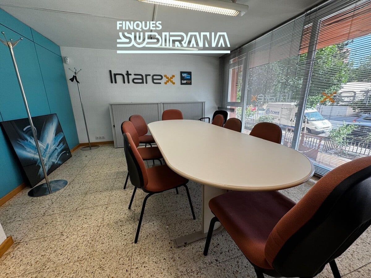 Igualada, BAR 08700 - Unit - - - Interior Photo - Image 2 of 14