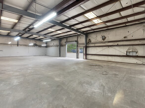 2565 Government Blvd, Mobile, AL for rent Building Photo- Image 2 of 9