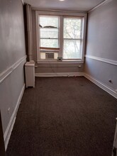 700-716 Church St, Evanston, IL for rent Interior Photo- Image 2 of 8