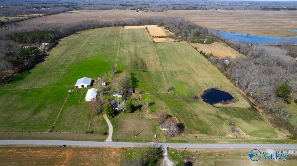 7228 Old Railroad Bed Rd, Toney, AL for sale - Aerial - Image 1 of 3