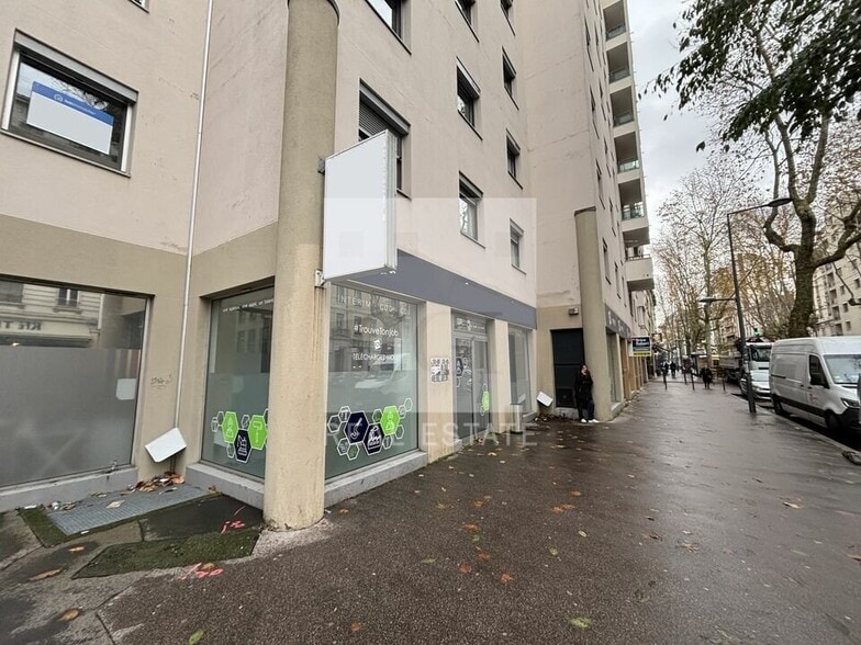 7 Avenue Antoine Dutriévoz, Villeurbanne to rent - Building Photo - Image 2 of 9
