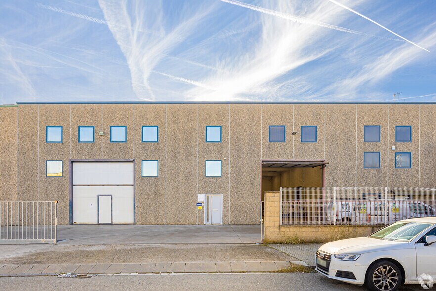 Industrial in Les Franqueses del Vallès, Barcelona to rent - Building Photo - Image 2 of 5