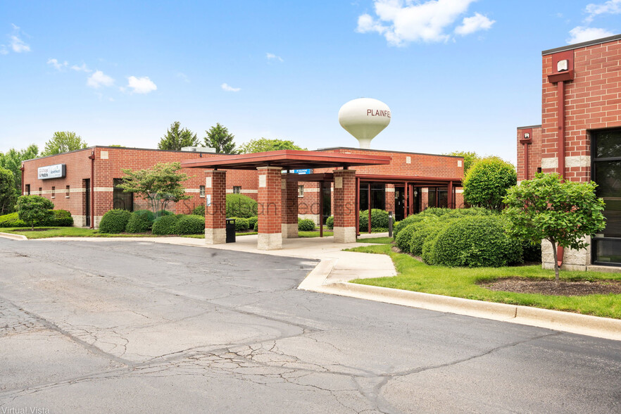 Plainfield Multi-Tenant Medical Campus portfolio of 3 properties for sale on LoopNet.co.uk - Building Photo - Image 3 of 11