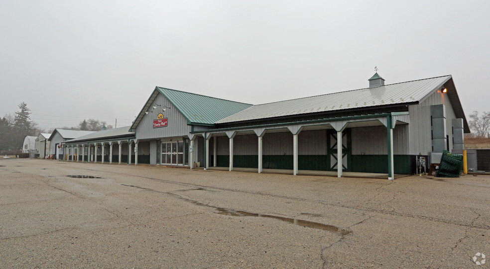 107 200th Ave, Union Grove, WI for sale - Primary Photo - Image 1 of 1