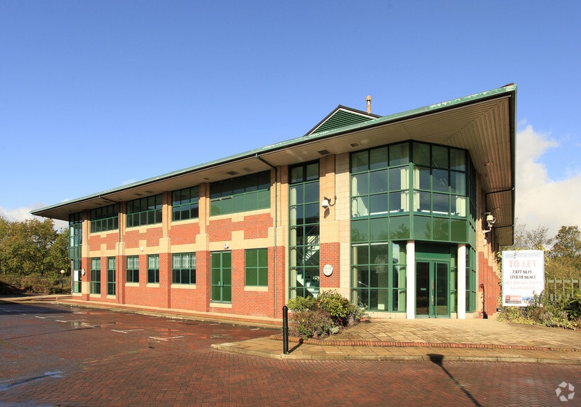 Kelvin Clos, Warrington to rent - Primary Photo - Image 1 of 5