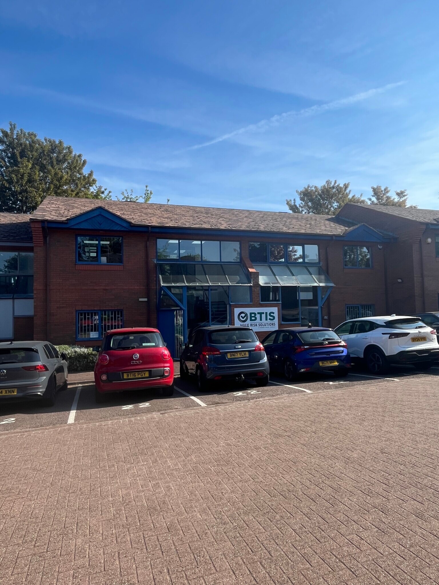 Amber Close, Tamworth to rent Building Photo- Image 1 of 1