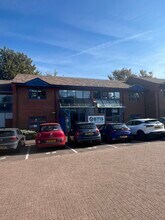Amber Close, Tamworth to rent Building Photo- Image 1 of 1