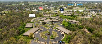 1005 Beau Terre Dr, Bentonville, AR to rent Interior Photo- Image 2 of 16