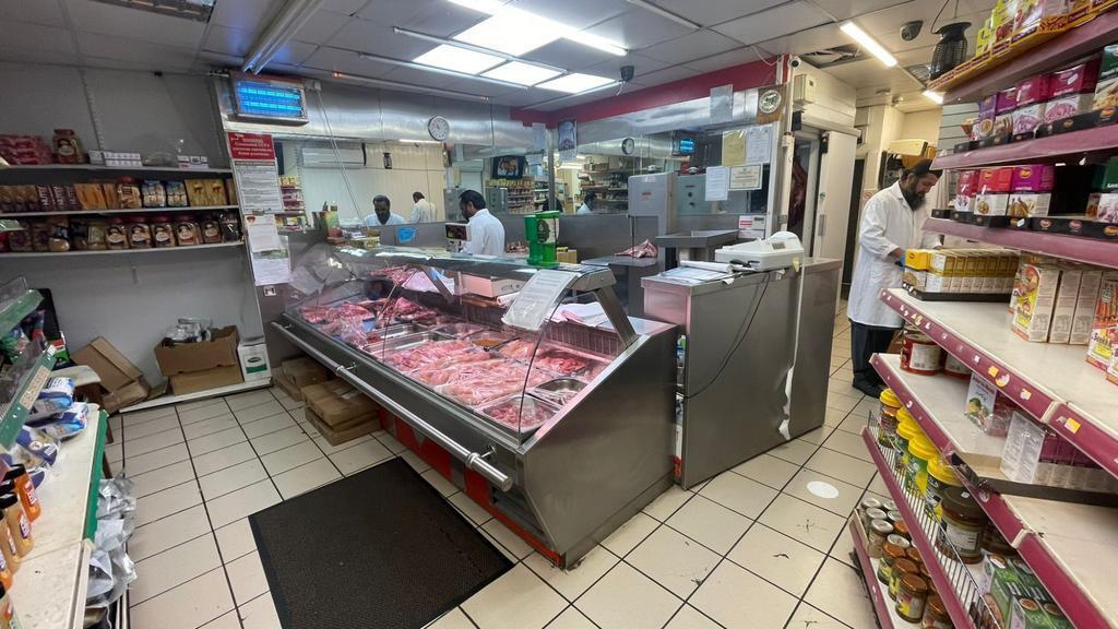 11 Baylis Para, Slough for sale Building Photo- Image 1 of 1