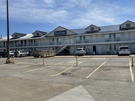 Travelodge Drumheller - Commercial Property