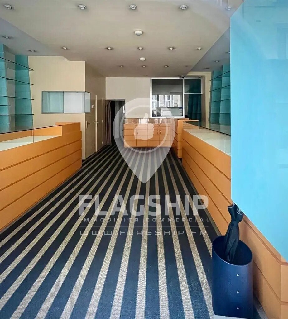 Location Commerce 112 m² - Photo 1