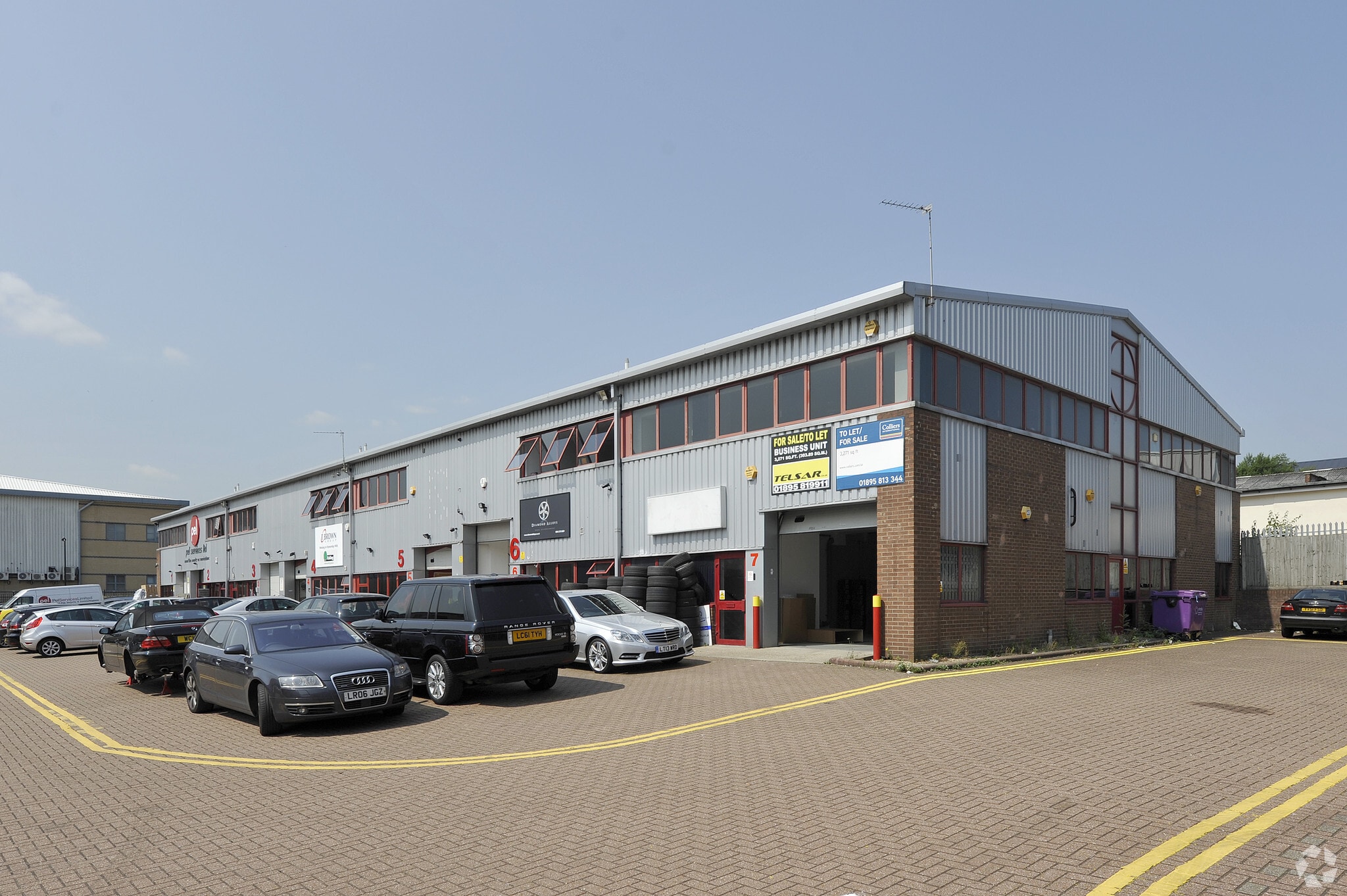 Belvue Rd, Northolt for sale Primary Photo- Image 1 of 1