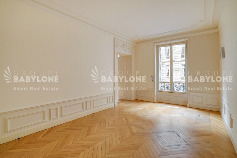 Office in Paris for sale - Interior Photo - Image 3 of 5