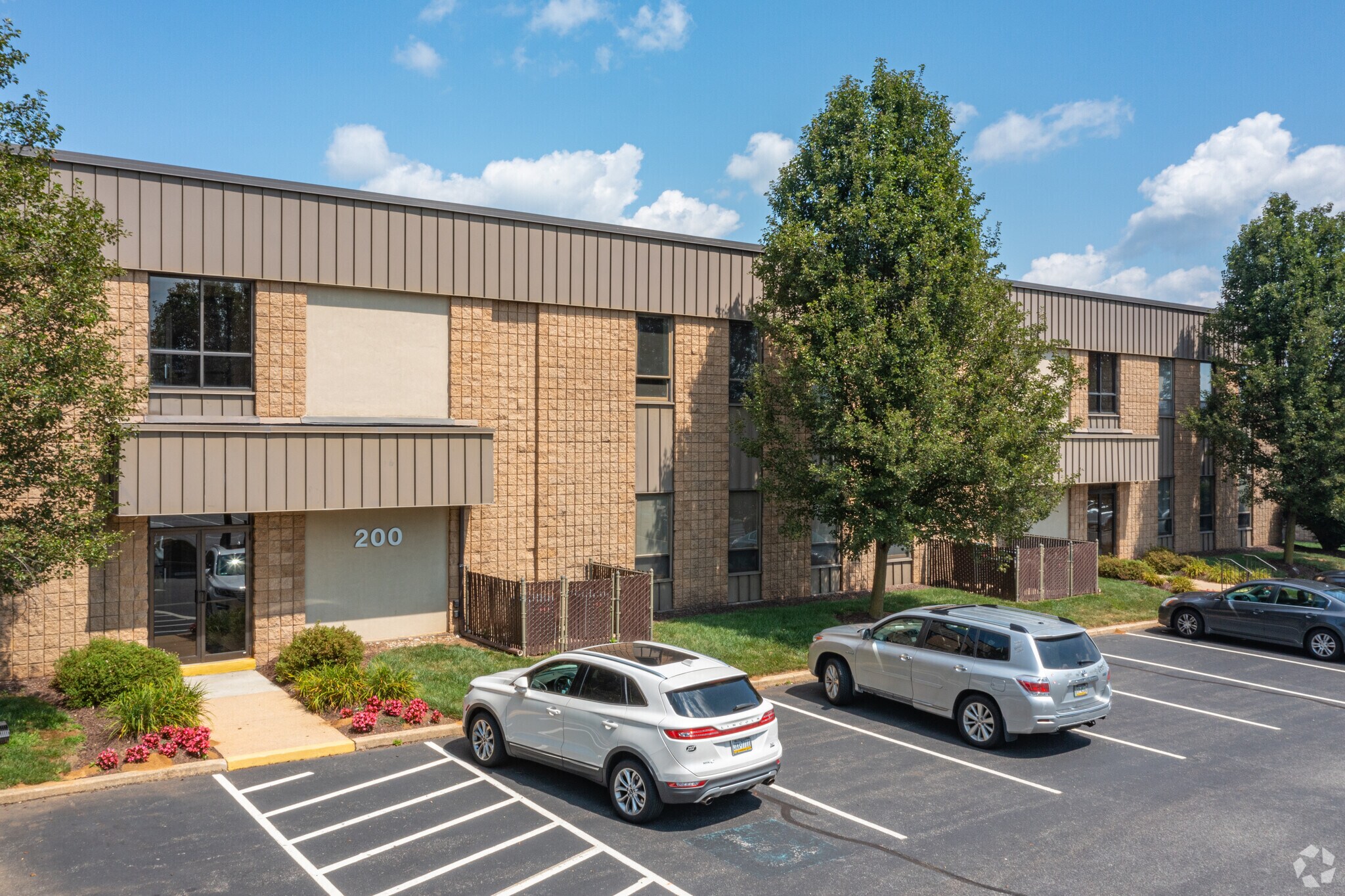 6 Dickinson Dr, Chadds Ford 19317 Building 200