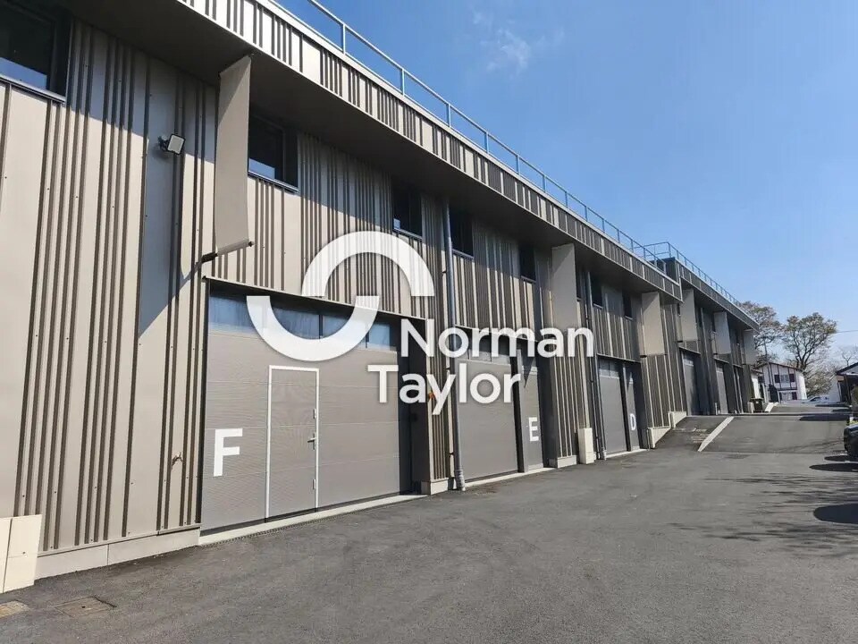 Light Industrial in Ustaritz for sale Building Photo- Image 1 of 6