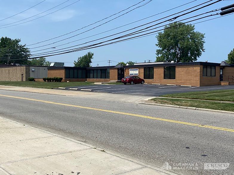 15828 Industrial Pky, Cleveland, OH for rent - Primary Photo - Image 3 of 13