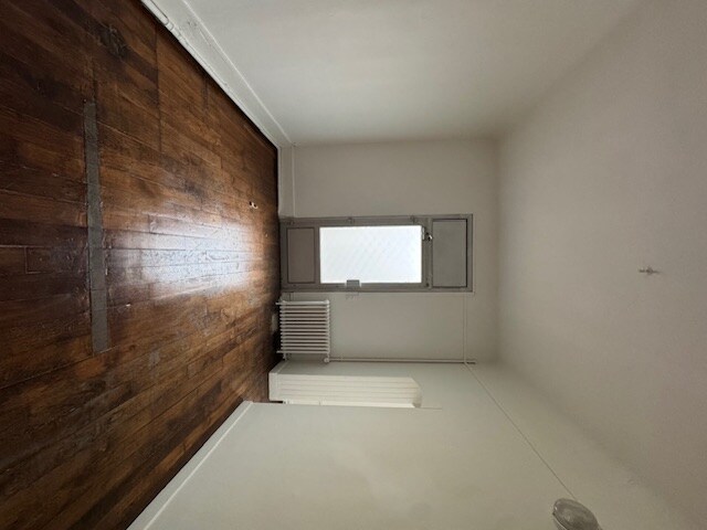 19 Rue Périer, Montrouge, HDS 92120 -  -  - Interior Photo - Image 2 of 9