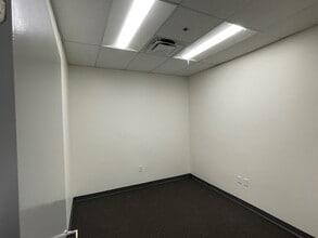 7950-7966 NW 14th St, Miami, FL to rent Interior Photo- Image 2 of 6