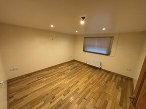 Knowsley Ln, Bolton for sale Interior Photo- Image 1 of 6