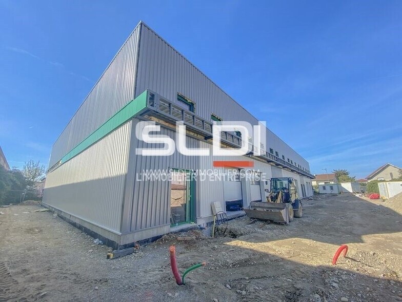Rue Léopha, Mions to rent - Building Photo - Image 2 of 8