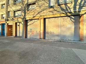 Retail in Terrassa, Barcelona to rent Construction Photo- Image 2 of 11