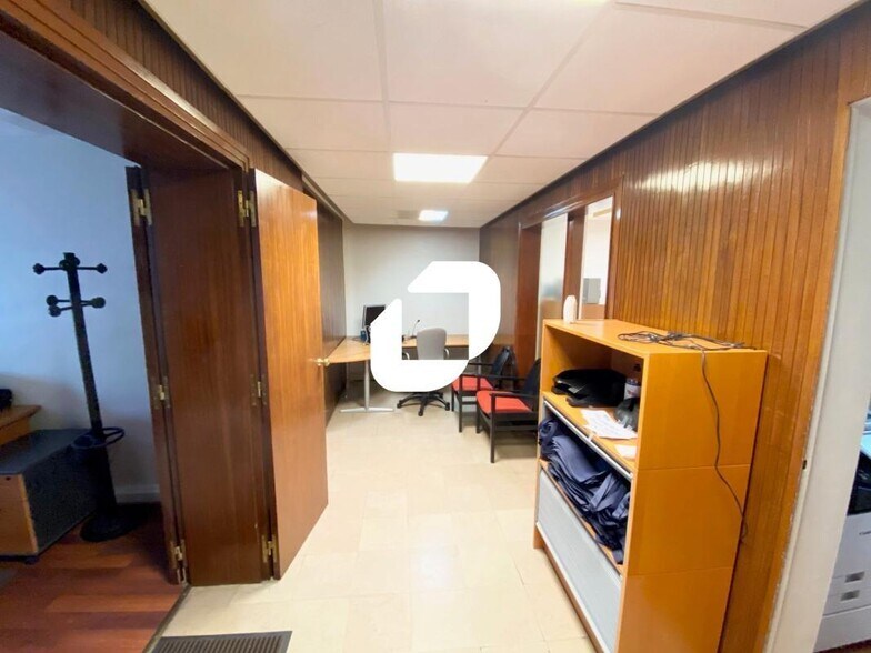 Office in Issy-les-Moulineaux to rent - Interior Photo - Image 3 of 13