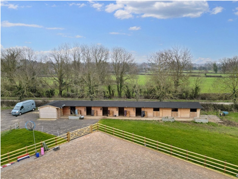 Pasture Ln, Loughborough for sale - Building Photo - Image 2 of 9