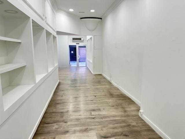 Retail in Manresa, Barcelona to rent Interior Photo- Image 1 of 11