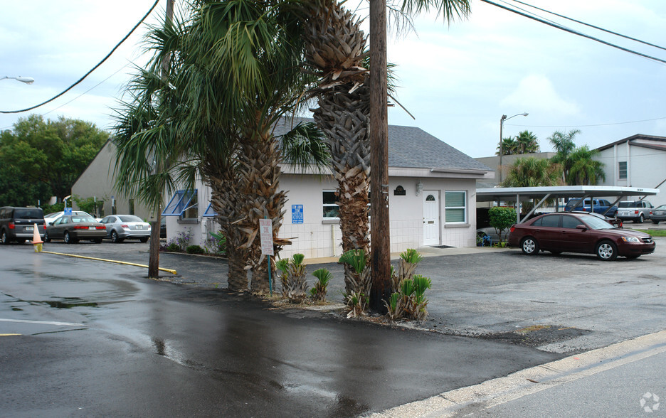 1240 Rogers St, Clearwater, FL for sale - Primary Photo - Image 1 of 6