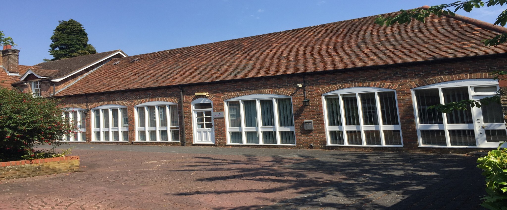 Chesham Rd, Berkhamsted for sale Primary Photo- Image 1 of 1