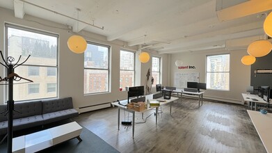 113 University Pl, New York, NY for rent Interior Photo- Image 1 of 15