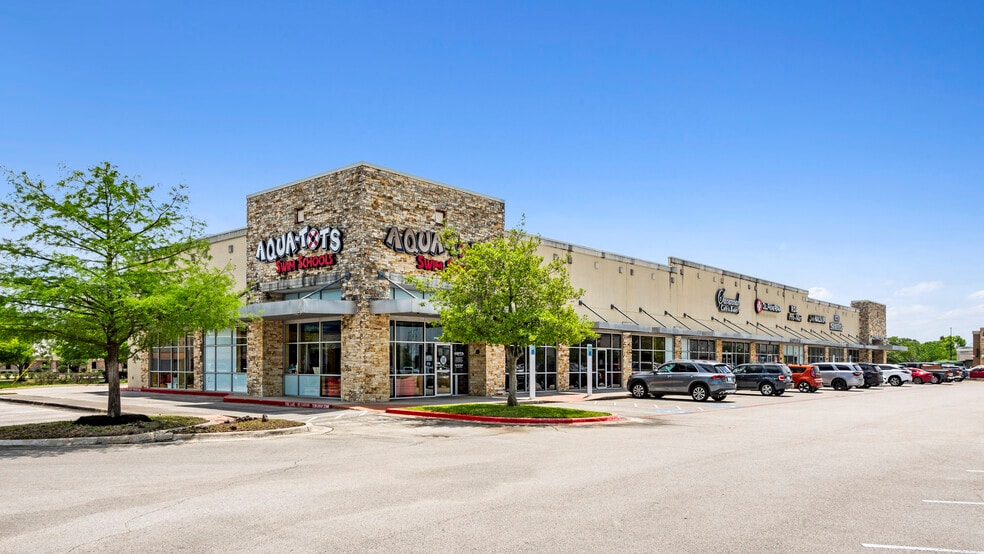 Fairmont Parkway Shopping Center portfolio of 4 properties for sale on LoopNet.co.uk - Building Photo - Image 3 of 16
