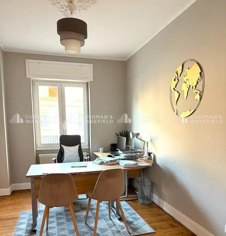 Vente Bureaux 80 m² - Photo 1