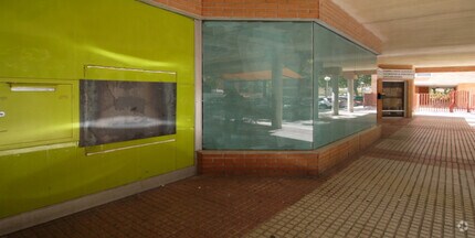 Office / Retail in Tres Cantos, Madrid to rent Interior Photo- Image 1 of 5
