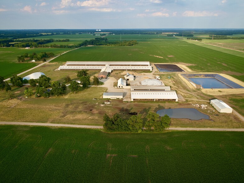 4400 E 200 N, Rolling Prairie, IN for sale - Building Photo - Image 1 of 1