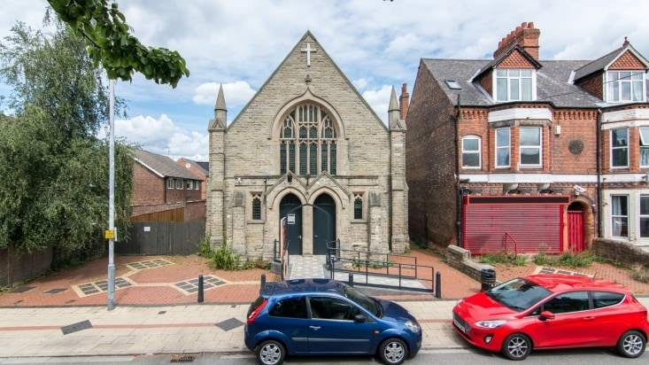 105 Trent Blvd, West Bridgford for sale Primary Photo- Image 1 of 1