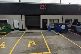 250 City Centre Ave, Ottawa, ON to rent Interior Photo- Image 2 of 6