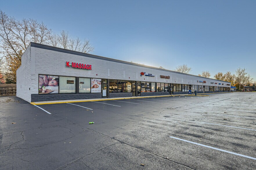 1201-1231 S Main St, Algonquin, IL for rent - Building Photo - Image 1 of 22