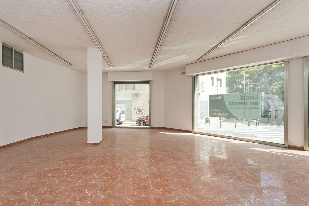 Sant Vicenç dels Horts, BAR 08620 - Unit 01 - - Interior Photo - Image 1 of 13