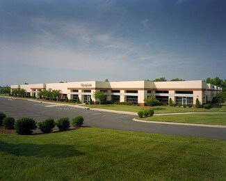 More details for 2401 Whitehall Park Dr, Charlotte, NC - Light Industrial to Rent