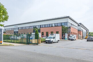 More details for 7 Rue Du Commandant D'estienne D'orves, Villeneuve-la-Garenne - Industrial to Rent