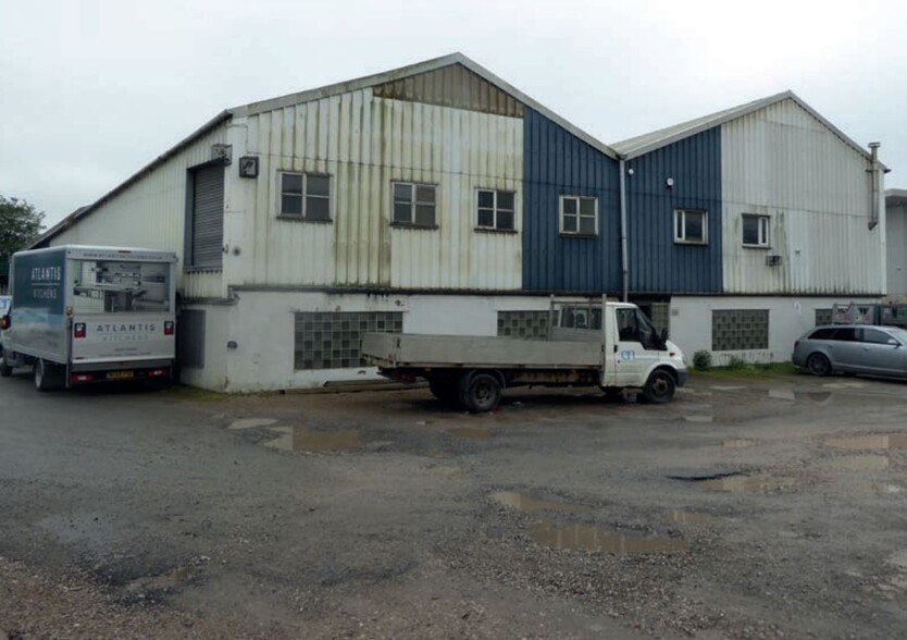 Unit 2 Beezon Rd, Kendal for rent - Building Photo - Image 2 of 5